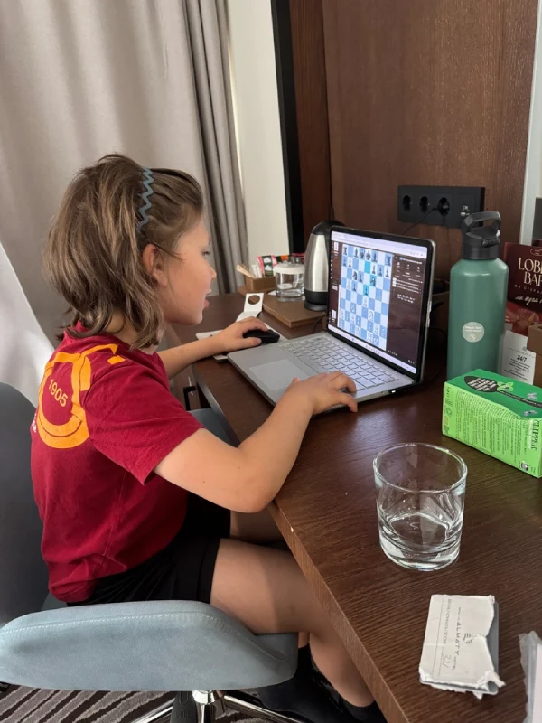 Sponsor youth chess player
